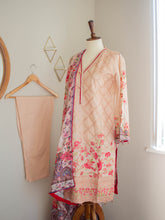 Load image into Gallery viewer, Bin Saeed Moon Dust (FW19) - Sanyra | Ethnic designer clothing
